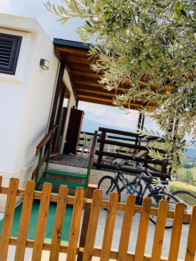 Oasi Macerina Vila Alanno Exterior foto