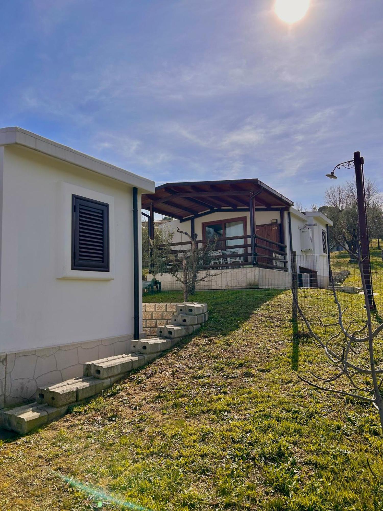Oasi Macerina Vila Alanno Exterior foto