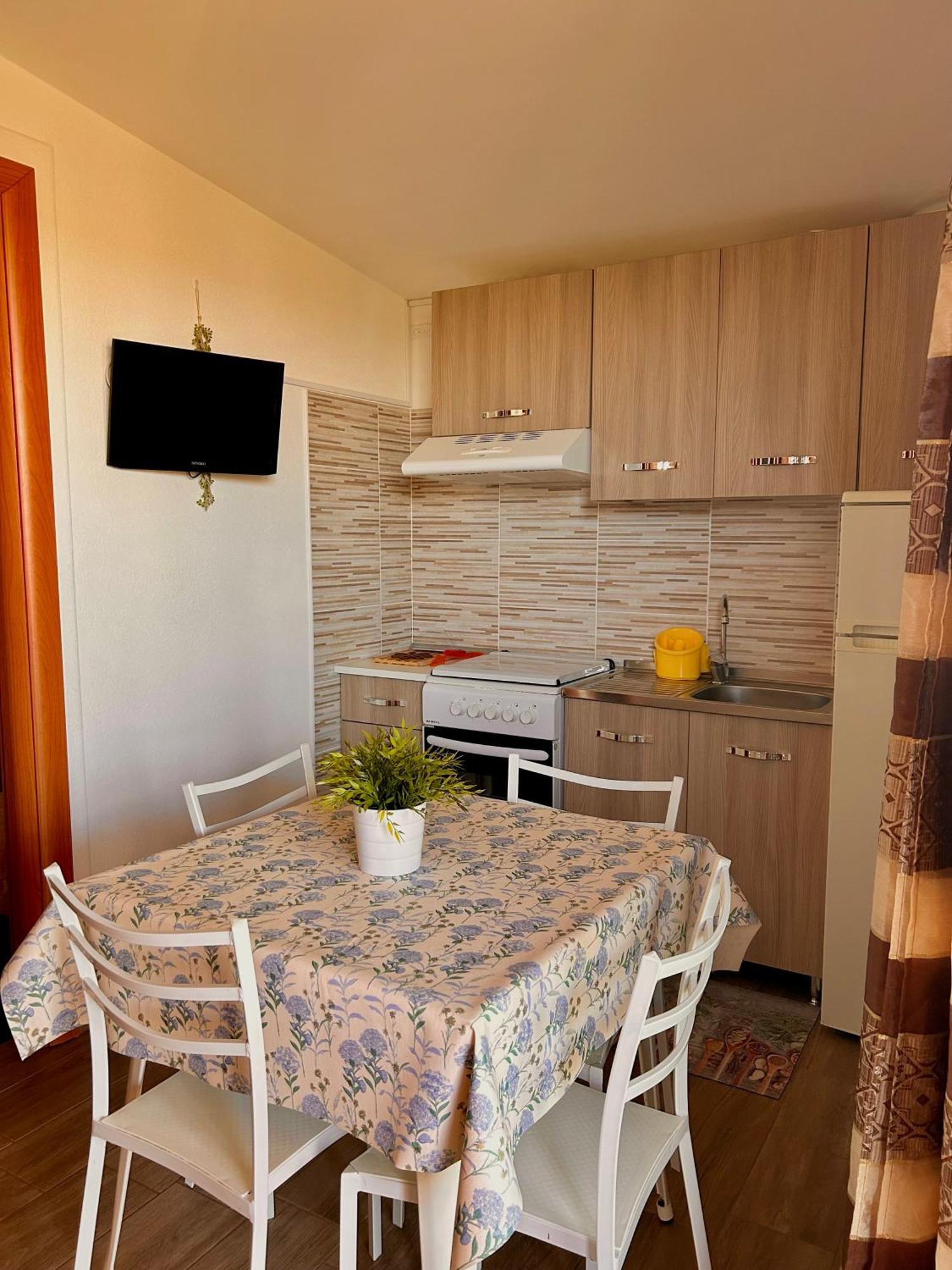 Oasi Macerina Vila Alanno Exterior foto
